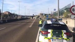 Guardia Civil en la autov�a AS-II en una imagen de archivo