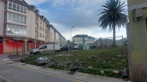 El solar que el Concello de Ribadeo subasta en la calle Deputaci&oacute;n