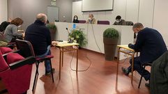 El pleno se celebr� en el multiusos para poder mantener las distancias de seguridad