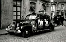 La Vuelta ciclista tambi�n pas� anta�o por A Estrada, acompa�ada de taxis publicitarios con megafon�a.