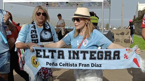 Esther Vilaboa, al lado de la presidenta del Celta, Marin Mourio.