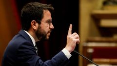 El presidente de la Generalitat, Pere Aragon�s, durante su comparecencia ante el pleno del Parlamento catal�n este mi�rcoles