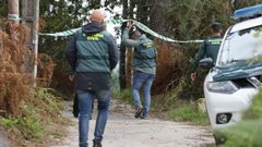 Agentes de la Guardia Civil, en noviembre del 2024 en el lugar en el que encontraron el cuerpo sin vida de Estela Blach, de 36 a&ntilde;os.