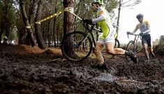 El circuito tuvo que ser modificado en algunos tramos debido al temporal de los d�as pasados.
