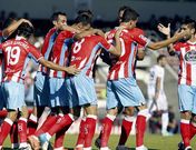 Los jugadores del Lugo, celebrando uno de los goles marcados al Ja�n.