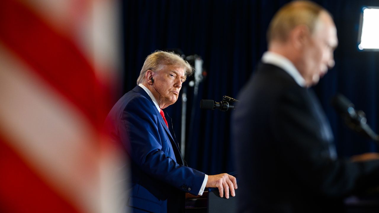 Trump tiene «una muy productiva conversación» con Putin sobre Ucrania a unas horas de su encuentro con Zelenski en Florida