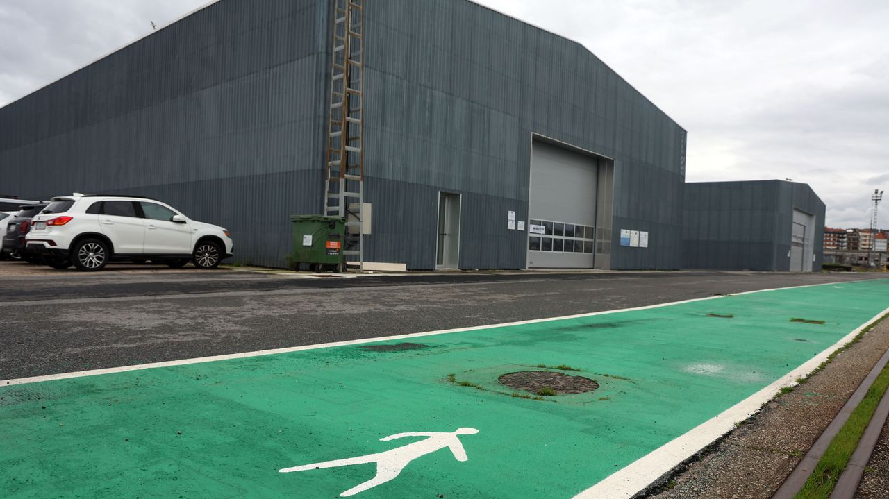 El Contencioso mantiene la clausura de las naves de los parquistas de O Carril