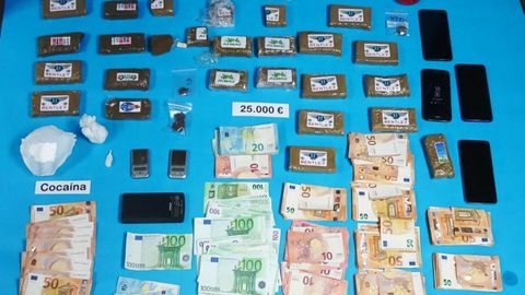 Sustancias, dinero y tel�fonos incautados