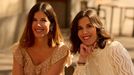 Fara y Sabela Concheiro decidieron hace dos aos crear su empresa de alpargatas y bailarinas artesanales