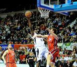 El Obradoiro baj� la guardia en el �ltimo cuarto y el CAI Zaragoza se qued� con la victoria.