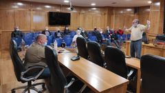 El PSOE se reuni� con colectivos de retornados en Xinzo para informar sobre la declaraci�n de la renta