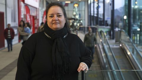 M�nica denunci� el coste de tener a su padre ingresado. 