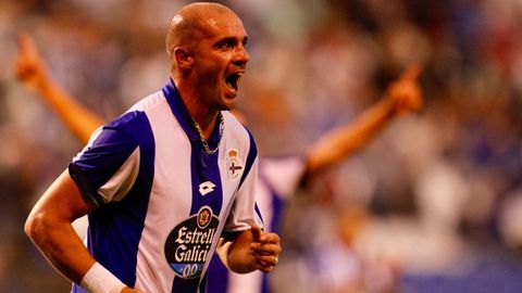 Pandiani particip� con los veteranos del Deportivo en un amistoso contra el Celta en septiembre del 2016