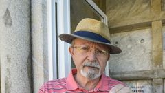Juan Jos� Esper�n es autor del libro