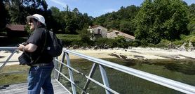 El pasado s�bado comenzaron las visitas regulares a Cortegada organizadas por la empresa Corticata.