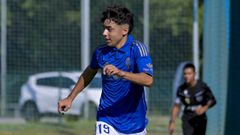 Enzo Cazorla, en un partido del juvenil B del Real Oviedo