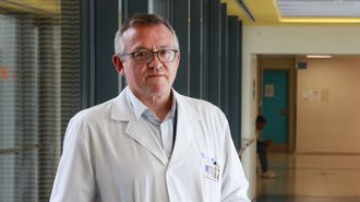 El doctor Jos� Cuenca es especialista en Cirug�a Card�aca.