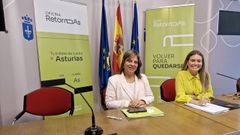 La vicepresidenta del Gobierno de Asturias, Gimena Llamedo, durante la presentacin del plan RetornAs, junto a la directora general de Emigracin y Polticas de Retorno, Olaya Romano.