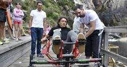 Miguel Indurain y Claudio Chiapucci hicieron de improvisados padrinos del invento este verano en O �zaro. 