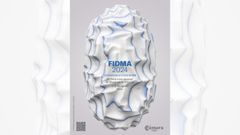 Tadanori Yamaguchi firma el cartel de la 67 edici�n de FIDMA