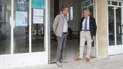 El alcalde carballi��s, Francisco Fumega, y el subdelegado del Gobierno en Ourense, Emilio Gonz�lez