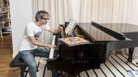 El pianista britnico James Rhodes se dio a conocer en Espaa con su libro autobiogrfico Instrumental