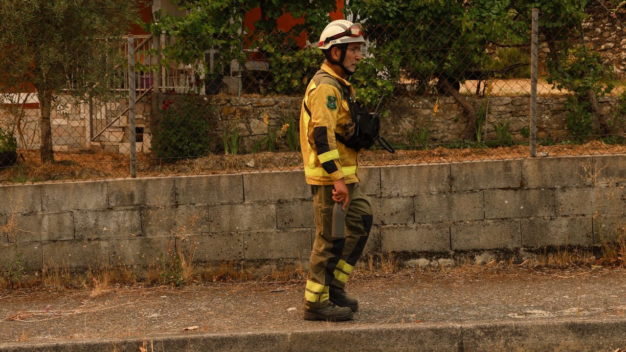 Los tuits no paran incendios