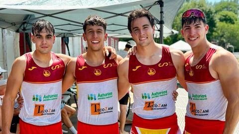 K-4 espa�ol. Pedro Delgado es el primero contando desde la derecha (gafas)