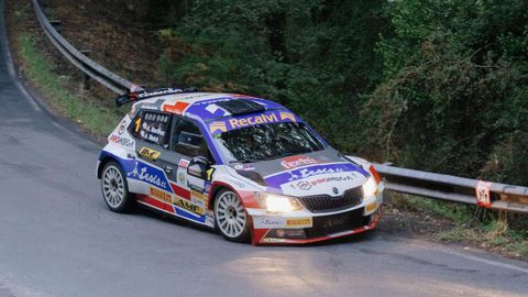 Alberto Meira, negociando una curva en Castro de Beiro