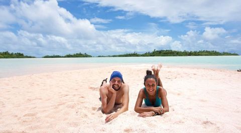 Dani Keral y Eva Abal en Rangiroa, en la Polinesia francesa.