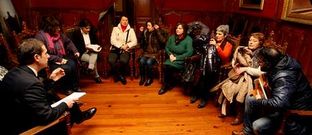 El alcalde, el popular Tom�s Fole, recibi� ayer a una representaci�n de las trabajadoras.