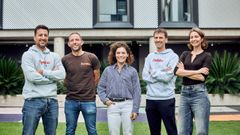 De izquierda a derecha, Pablo Pazos, �lvaro Guti�rrez, Mar�a Gonz�lez, Enrique Torres y Patricia Seoane, fundadores y cofundadores de Barkibu.