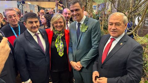 El presidente del Gobierno con la alcaldesa de Lugo y el presidente de la Diputacin