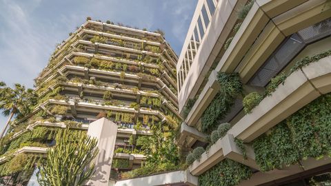 Pontegadea llevaba desde el 2016 sin invertir en Espa�a y la adquisici�n del edificio barcelon�s Diagonal, 662 (que alberga la sede de Planeta) por 250 millones el a�o pasado puso punto y final al par�n.
