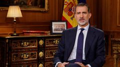 El rey Felipe ya apart a su padre de la vida pblica