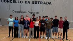 Foto de familia de los participantes en el curso de entrenador.