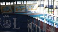 La piscina de Caranza en una foto tomada�este lunes, totalmente inactiva.