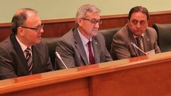 El decano de Psicolog�a, Marcelino Cuesta; el rector de la Universidad de Oviedo; y el presidente del Colegio Oficial de Psicolog�a, Ram�n Vilalta.El decano de Psicolog�a, Marcelino Cuesta; el rector de la Universidad de Oviedo; y el presidente del Colegio Oficial de Psicolog�a, Ram�n Vilalta 