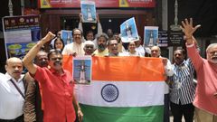 India hace historia al aterrizar una nave en el polo sur de la Luna por primera vez. Vecinos de Bangalore celebran el �xito de la misi�n Chandrayaan-3. 23/08/2023