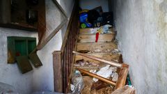 Las escaleras que se pueden ver desde el portal 106 de la carretera de Castilla