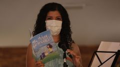 La soprano que canta a los perros