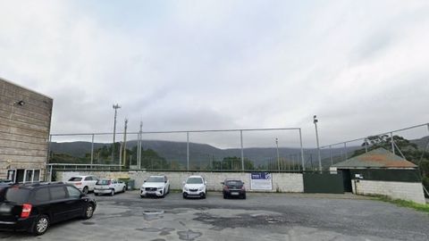 Los hechos se produjeron en el campo de f�tbol Eleuterio Balayo, en la foto, visto desde el exterior.