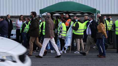 Algo ms de 200 transportistas secundaron la protesta por las calles de A Corua