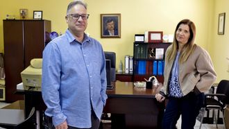 Manuel Seoane y su hermano gestionan Distribuciones Seoane