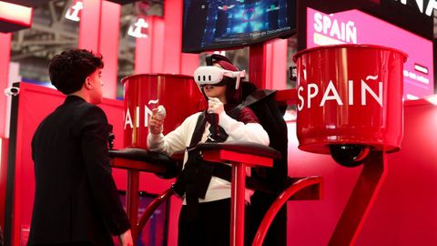 Un juego interactivo en el pabell�n de Espa�a en el Mobile