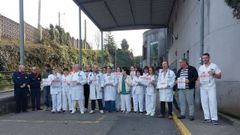 Protesta de trabajadores en el servicio de urgencias del Hospital Montecelo, en Pontevedra, bajo el lema «Stop agresiones ya»