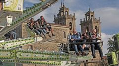 Animacin en las atracciones, espectculos para nios... el segundo da de las fiestas de Monforte, en fotos