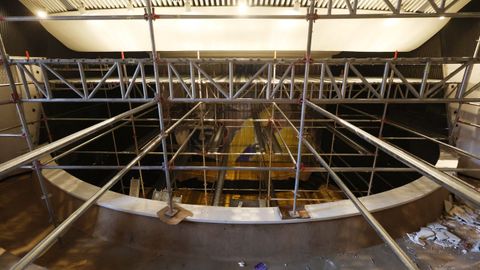 Las obras de emergencia que se llevan a cabo en el Teatro Principal de Pontevedra han dejado una imagen ins�lita de la instalaci�n