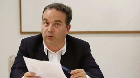 Pedro Landeira en la redacci�n de La Voz en A Coru�a. 