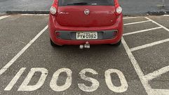 Plazas de aparcamiento reservadas para personas mayores